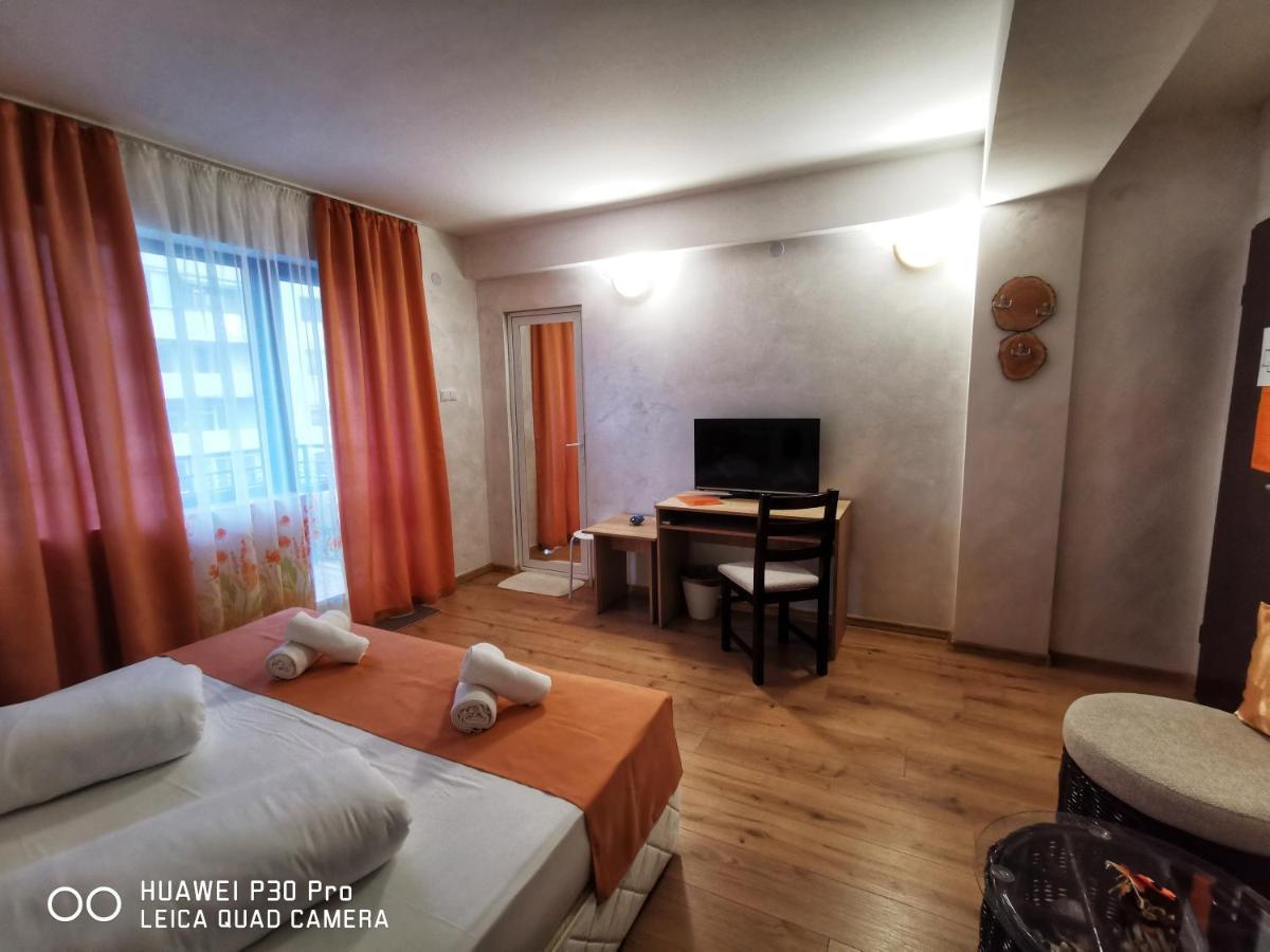 Hotel Swiss Sjoemen Buitenkant foto