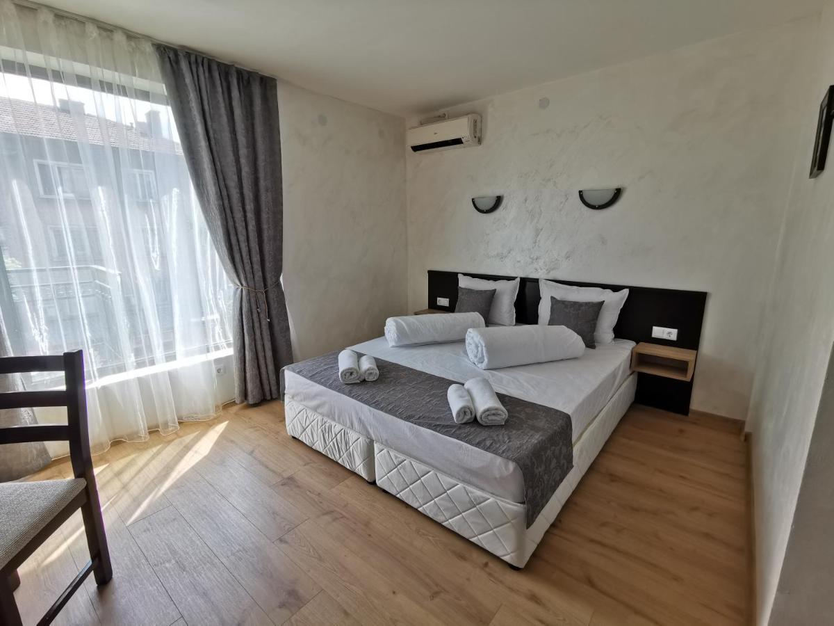 Hotel Swiss Sjoemen Buitenkant foto