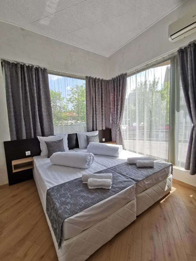 Hotel Swiss Sjoemen Buitenkant foto