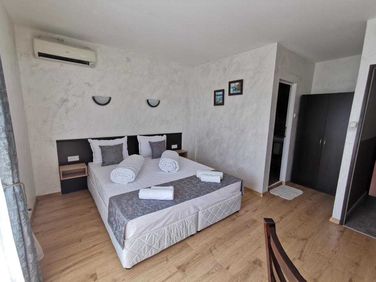 Hotel Swiss Sjoemen Buitenkant foto