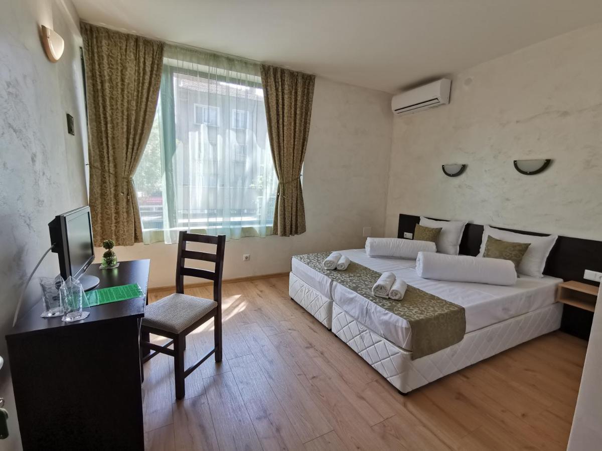 Hotel Swiss Sjoemen Buitenkant foto